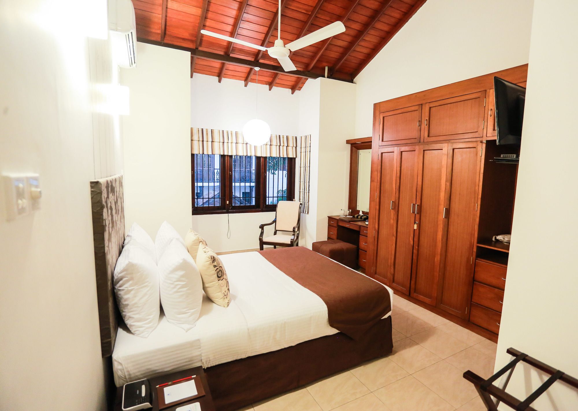 The Austin Residence By Unique Hotels โคลอมโบ ภายนอก รูปภาพ